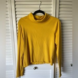 Yellow Turttleneck